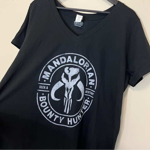 Star Wars The Mandalorian Bounty Hunter Stamp T-Shirt - Picture 3 of 11
